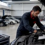 Optimiser son moteur essence : reprogrammation, E85, décalaminage