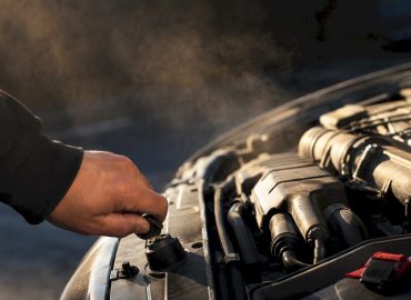 Redémarrage en cours avec compartiment moteur chaud