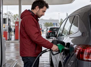 1791627102985_Voiture-ravitaillee-en-E85-a-la-pompe Voiture remplie d'E85 à la pompe